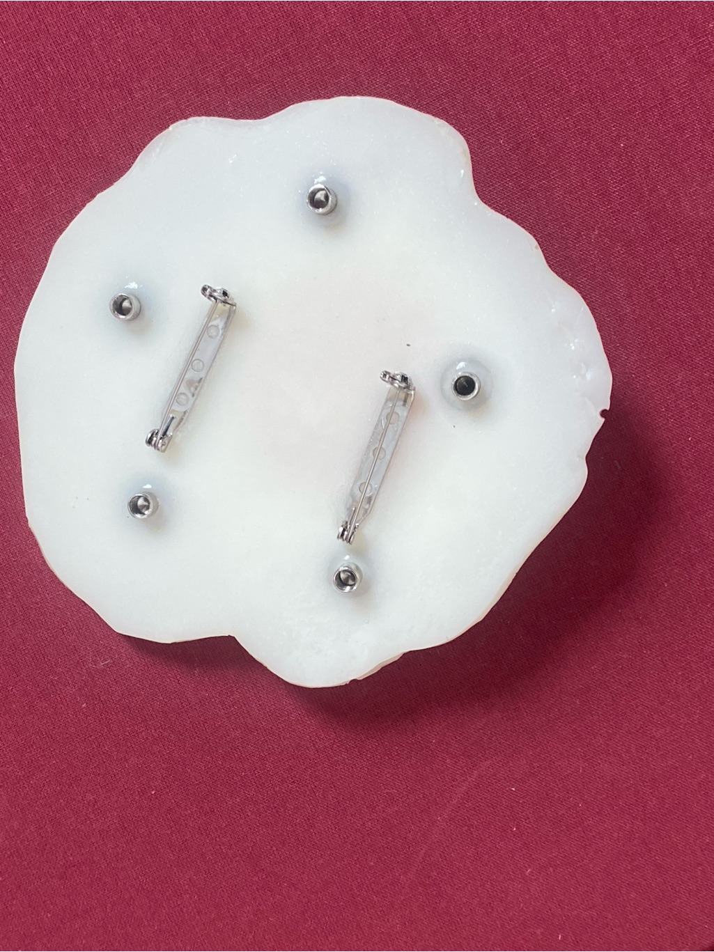 Puppets & Puppets Resin Egg With Diy Brooch Back — image 3 of 5